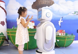 科学防疫，守护成长，爱维宝贝自研智能晨检机器人新品上市！